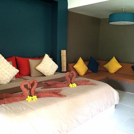 Phayam Cottage Resort パヤム島 エクステリア 写真