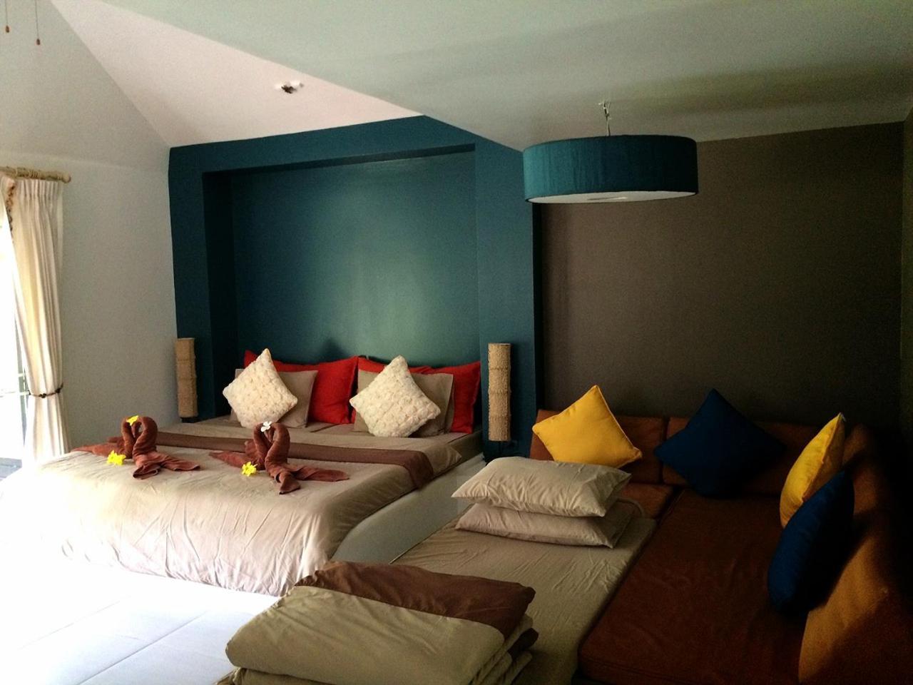 Phayam Cottage Resort パヤム島 エクステリア 写真