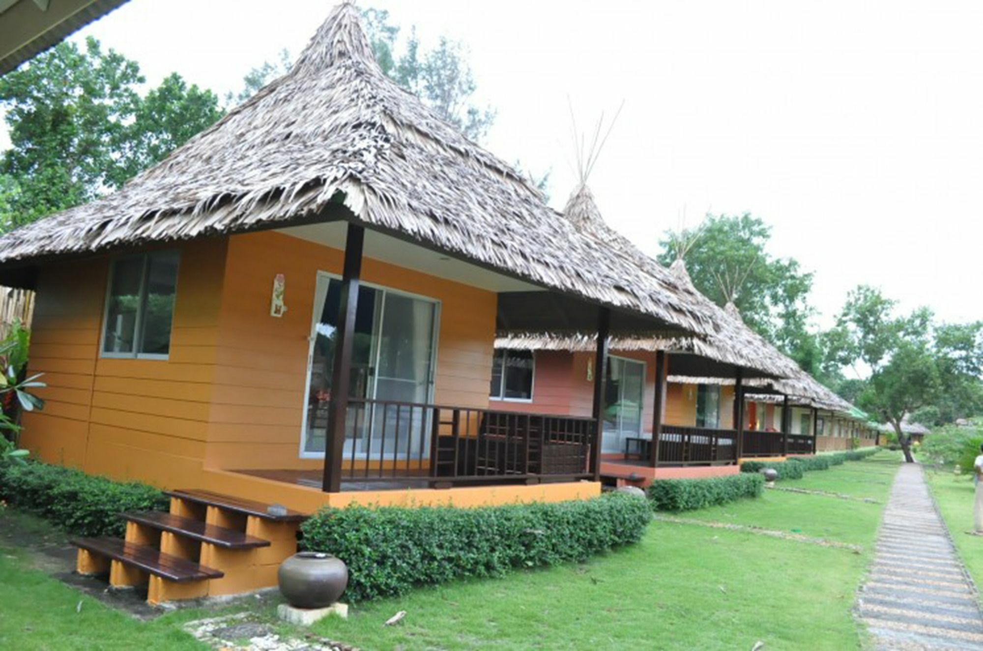 Phayam Cottage Resort パヤム島 エクステリア 写真